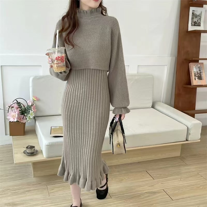 Damen Strickkleid mit hochgeschlossenem Kragen und Rippstruktur Stilzeits