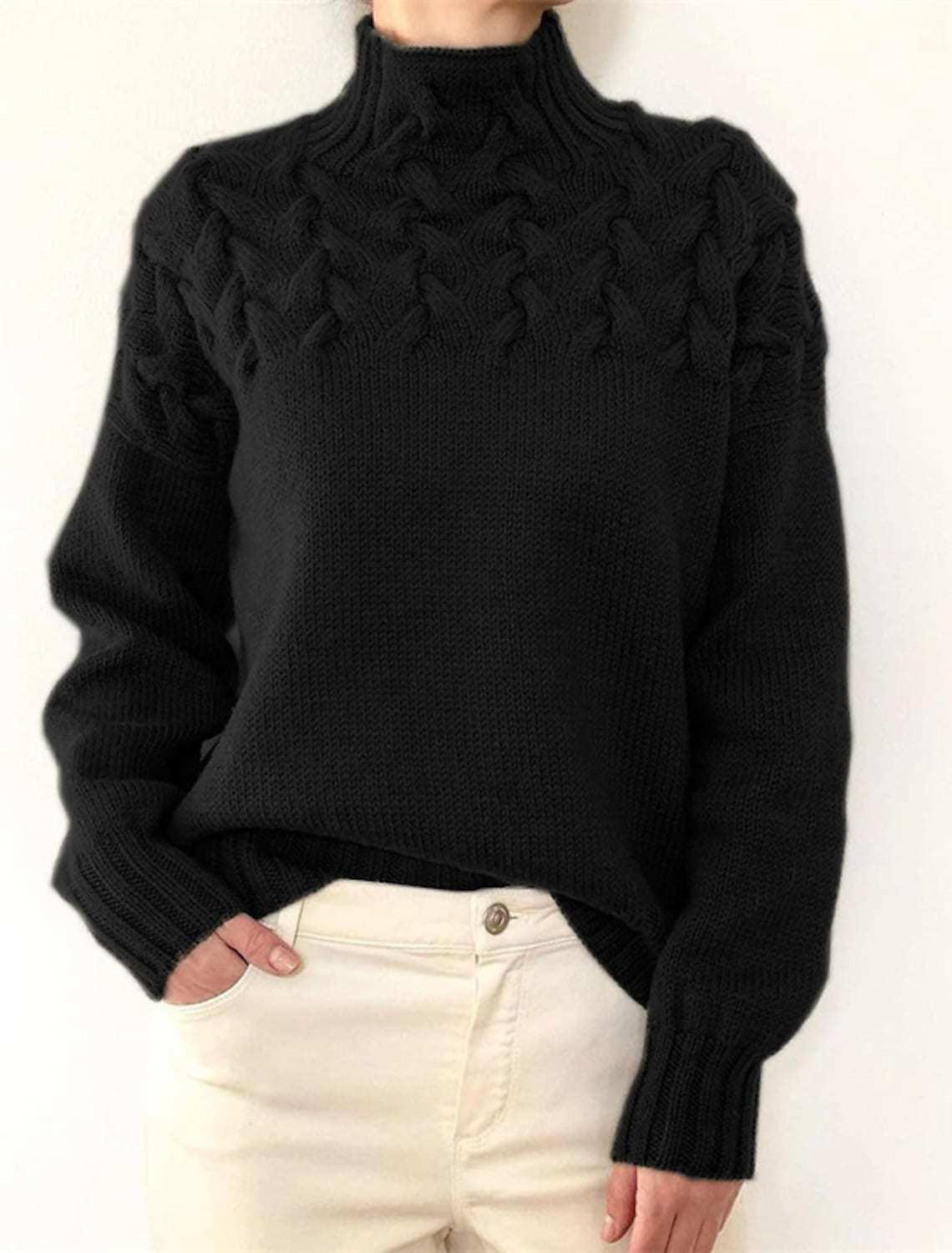 Damen Grobstrickpullover mit Stehkragen und Zopfmuster Stilzeits