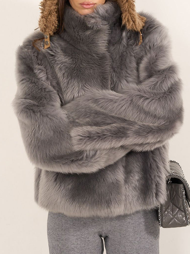 Damen Kunstfelljacke mit hochschließendem Kragen und luxuriösem Design Stilzeits