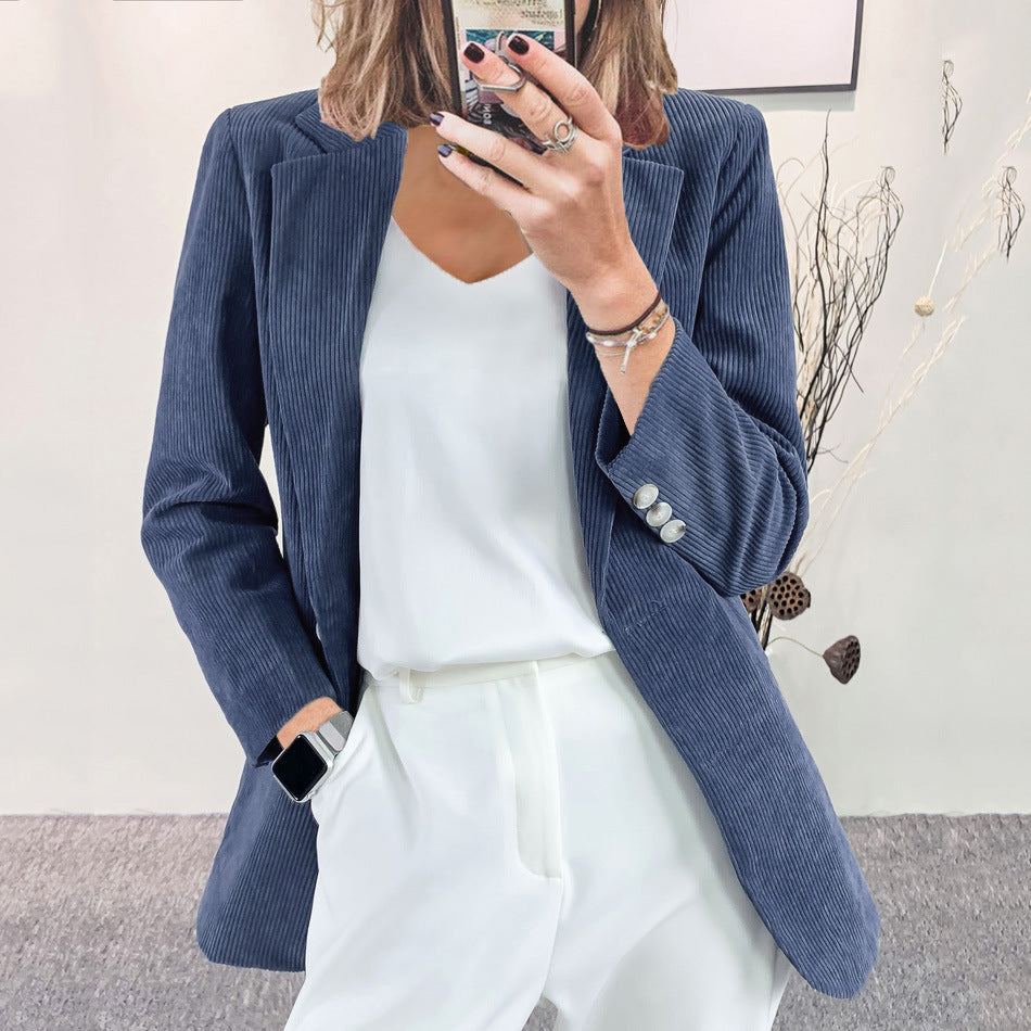 Damen Eleganter Blazer mit vertikalem Streifenmuster und schmaler Silhouette Stilzeits