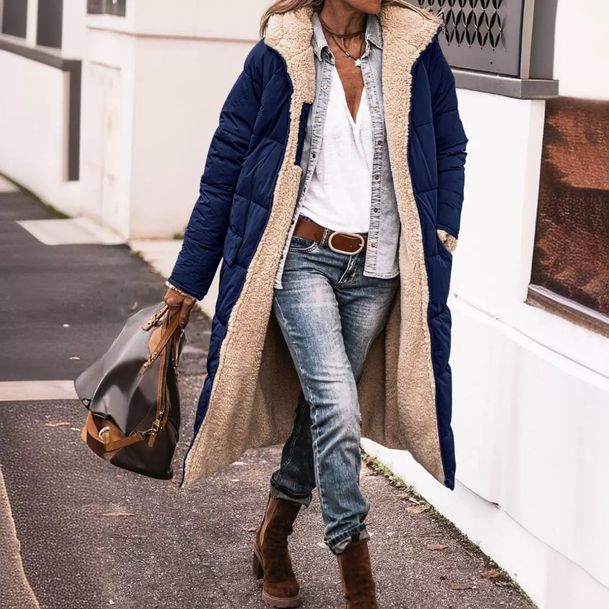 Stilzeits | Wendejacke mit Kapuze In Knielanger Form