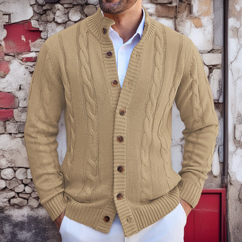 Herren Strickjacke mit Zopfmuster und umschlagbarem Kragen Stilzeits