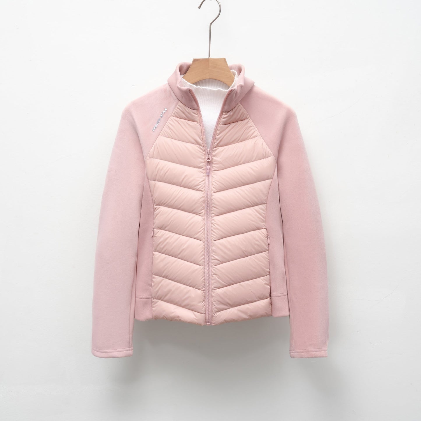 Damen gesteppte Sportjacke mit hohem Kragen und funktionalen Reißverschlusstaschen Stilzeits