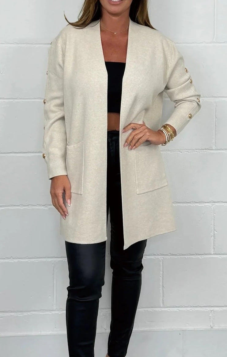 Damen Elegante Strickjacke mit Knopfdetails und Taschen Stilzeits