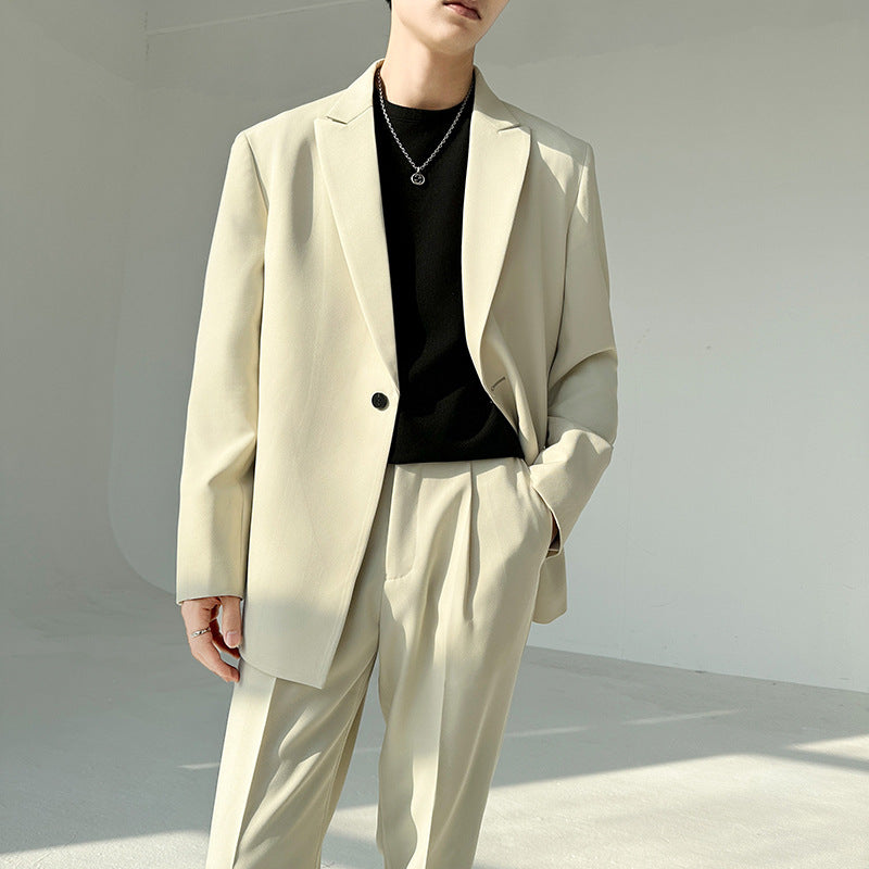 Herren eleganter Anzugblazer mit modernem Schnitt und feinem Innenfutter Stilzeits