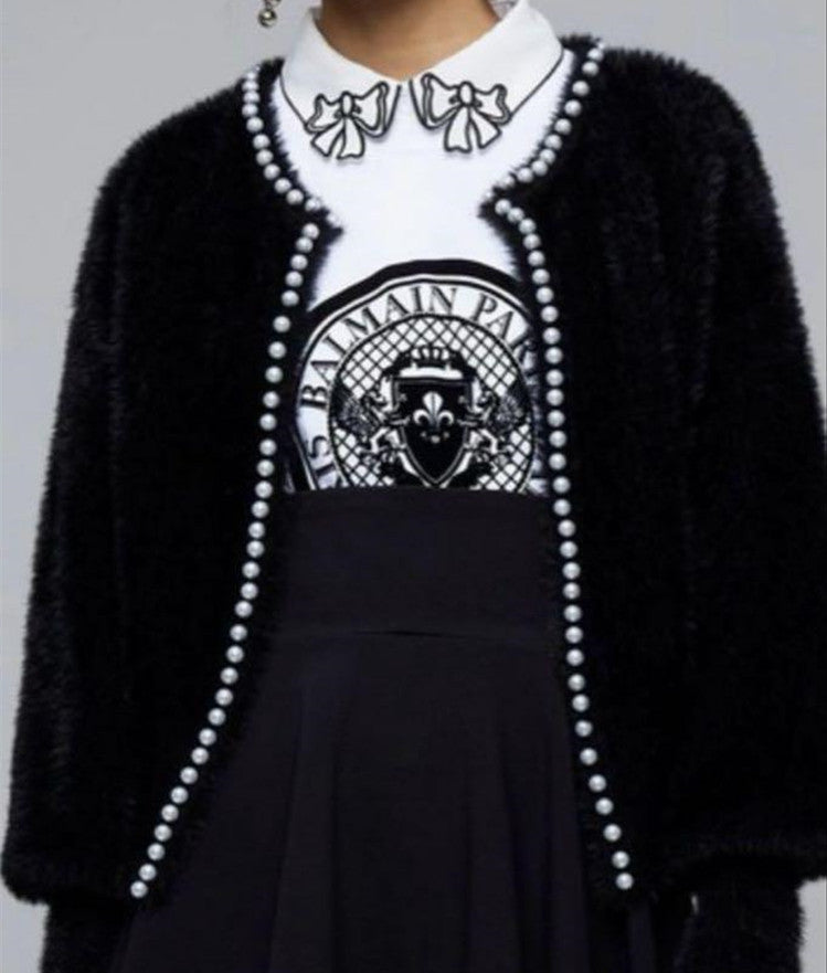 Damen Flauschiger Cardigan mit Perlknöpfen und lässigem Schnitt Stilzeits