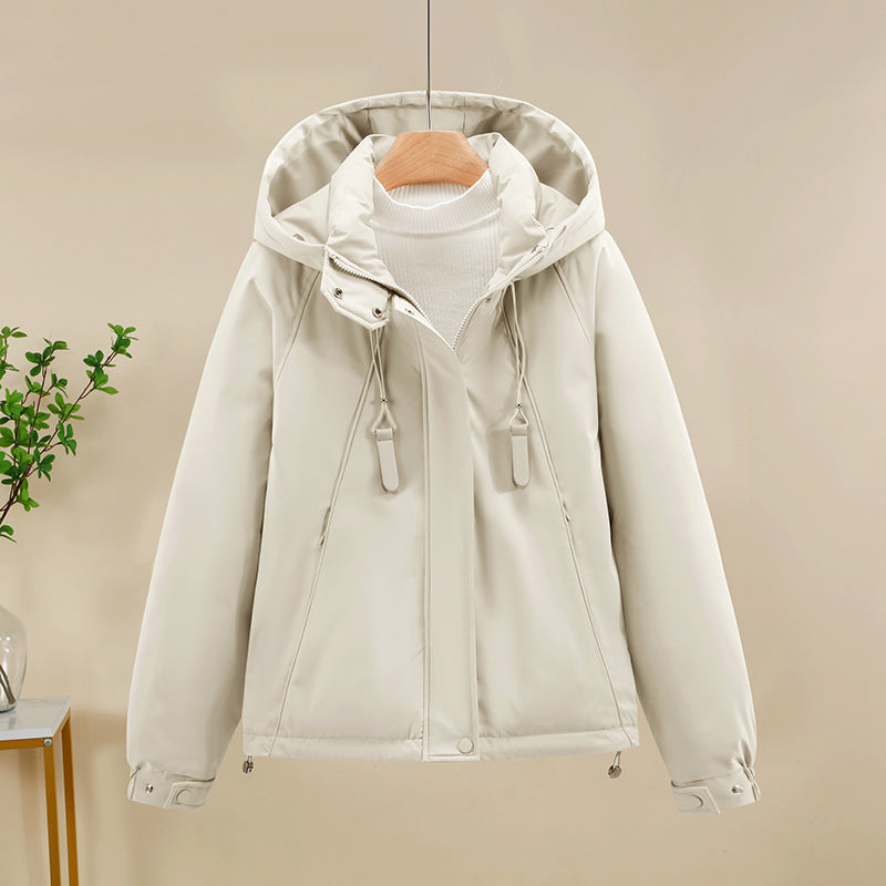 Damen Funktionale Softshelljacke mit verstellbarer Kapuze und hochwertigen Reißverschlüssen Stilzeits