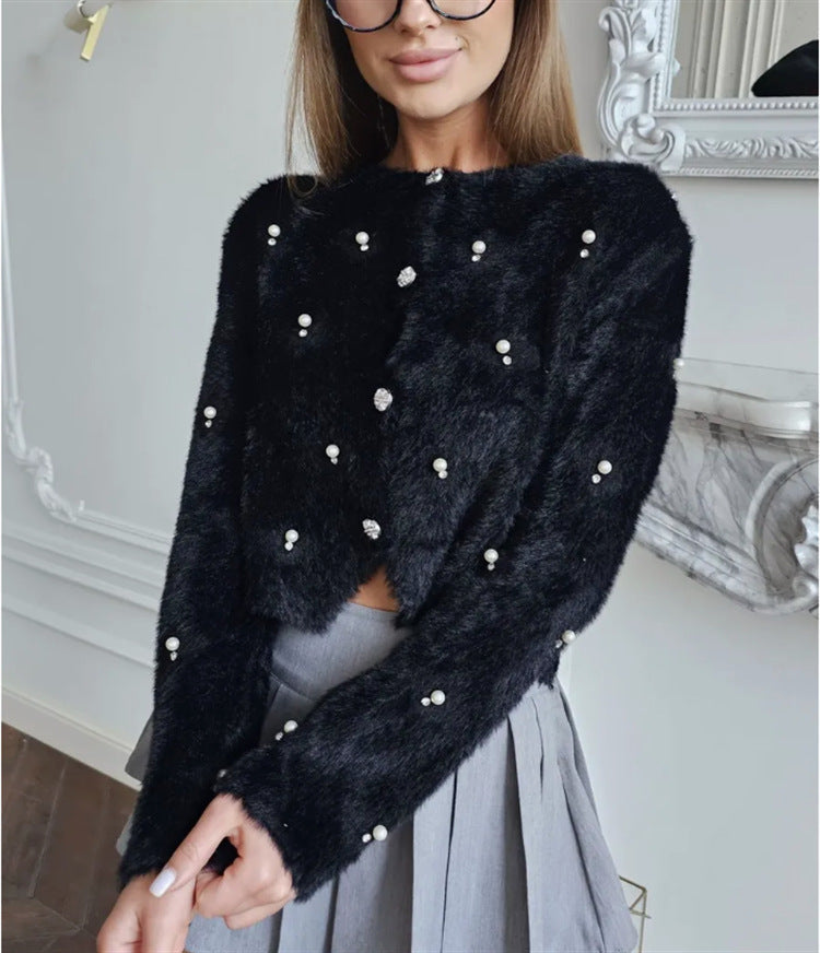 Damen Flauschige Strickjacke mit Schmuckknöpfen und elegantem Schnitt Stilzeits