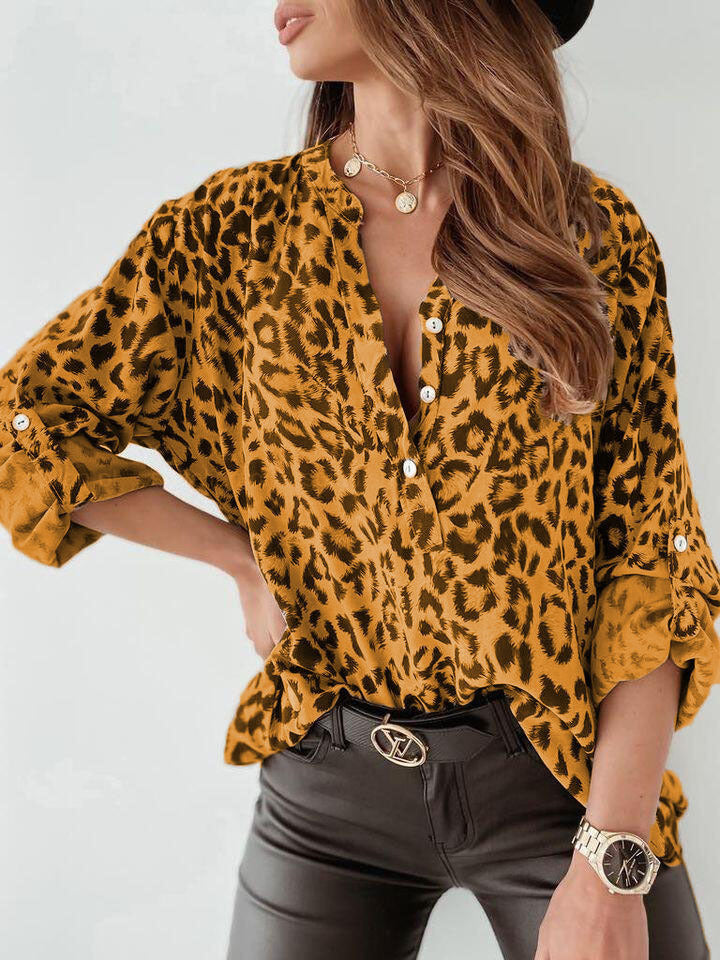 Damen Bluse im eleganten Animal-Print mit Raffungen Stilzeits