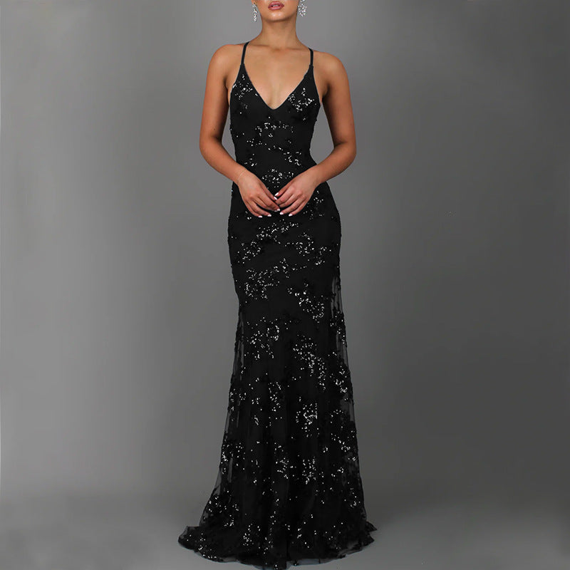 Damen Glamouröses Abendkleid mit filigraner Paillettenverzierung und elegantem Rückenschnitt Stilzeits