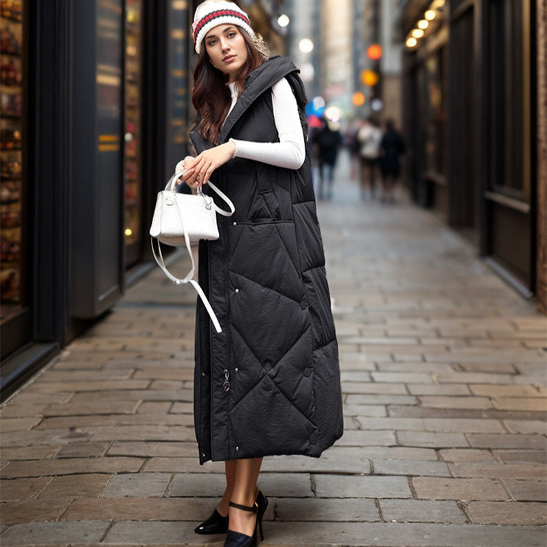 Damen gesteppte lange Weste mit isolierender Kapuze und praktischen Taschen Stilzeits