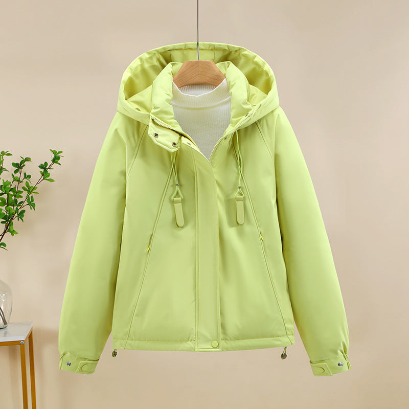 Damen Funktionale Softshelljacke mit verstellbarer Kapuze und hochwertigen Reißverschlüssen Stilzeits