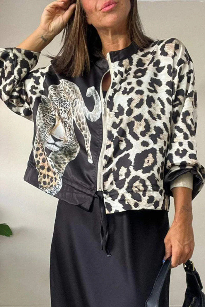 Damen entspannte Bomberjacke mit extravagantem Leoparden-Motiv Stilzeits