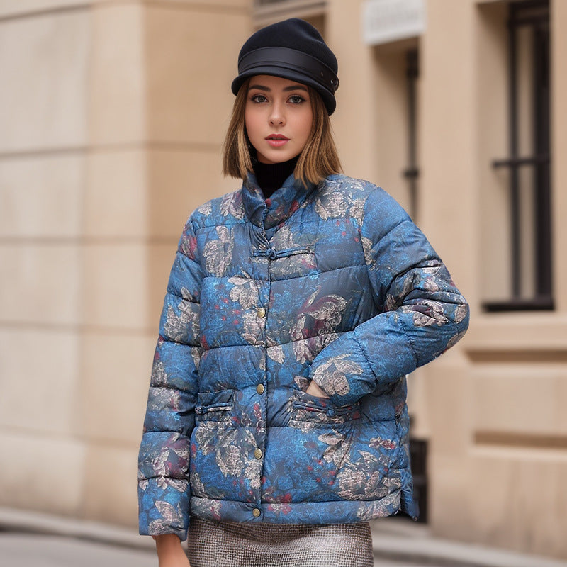 Damen gesteppte Winterjacke mit buntem Kunstdesign und praktischen Taschen Stilzeits