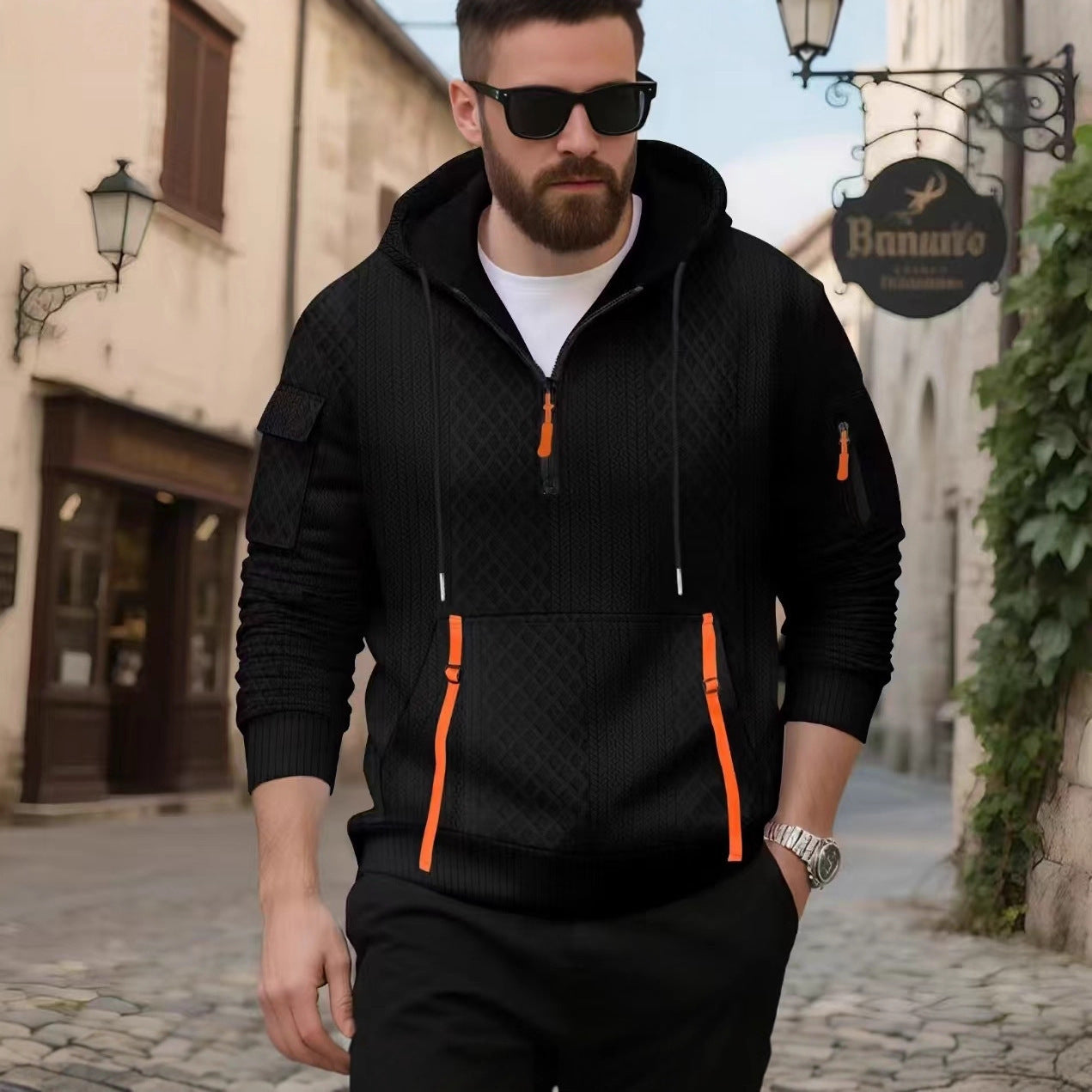 Herren modischer Hoodie mit strukturiertem Design und praktischen Taschen Stilzeits