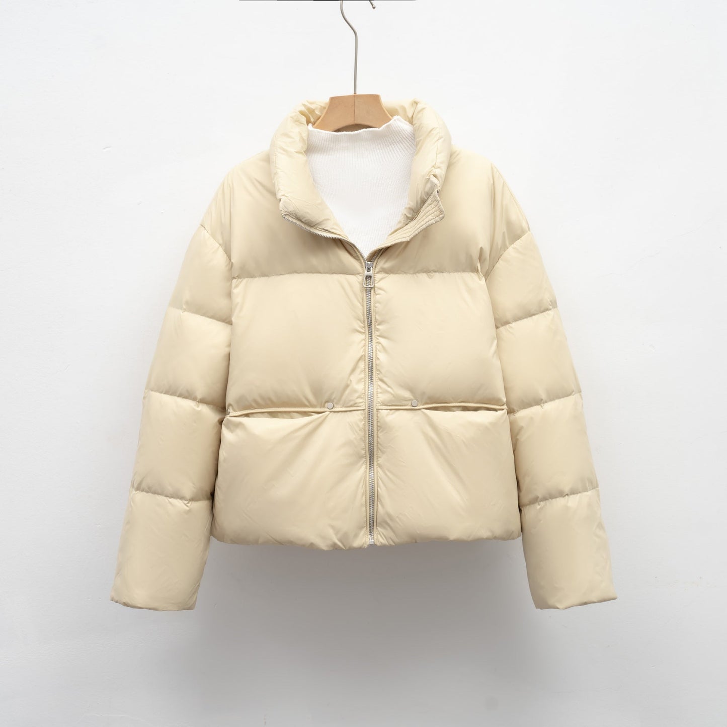 Damen hochwertige Steppjacke mit kurzem Schnitt Stilzeits