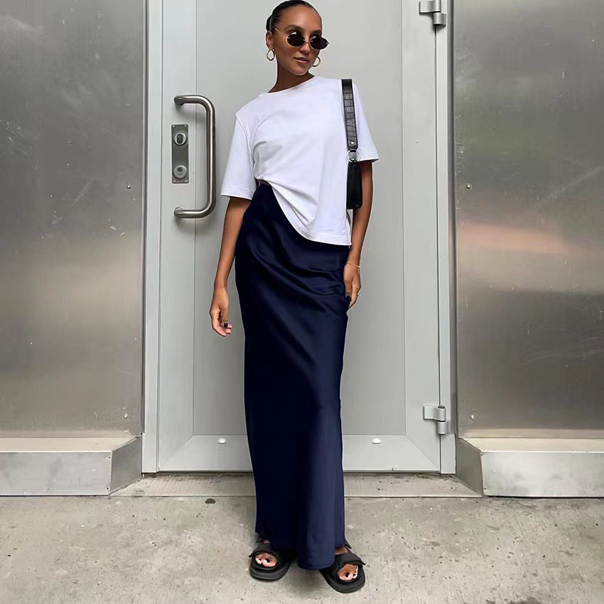 Damen elegantes Maxikleid mit asymmetrischem Schnitt und dekorativem Überwurf Stilzeits