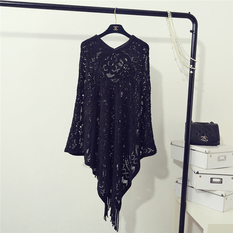 Damen eleganter Poncho mit dekorativem Häkelmuster Stilzeits