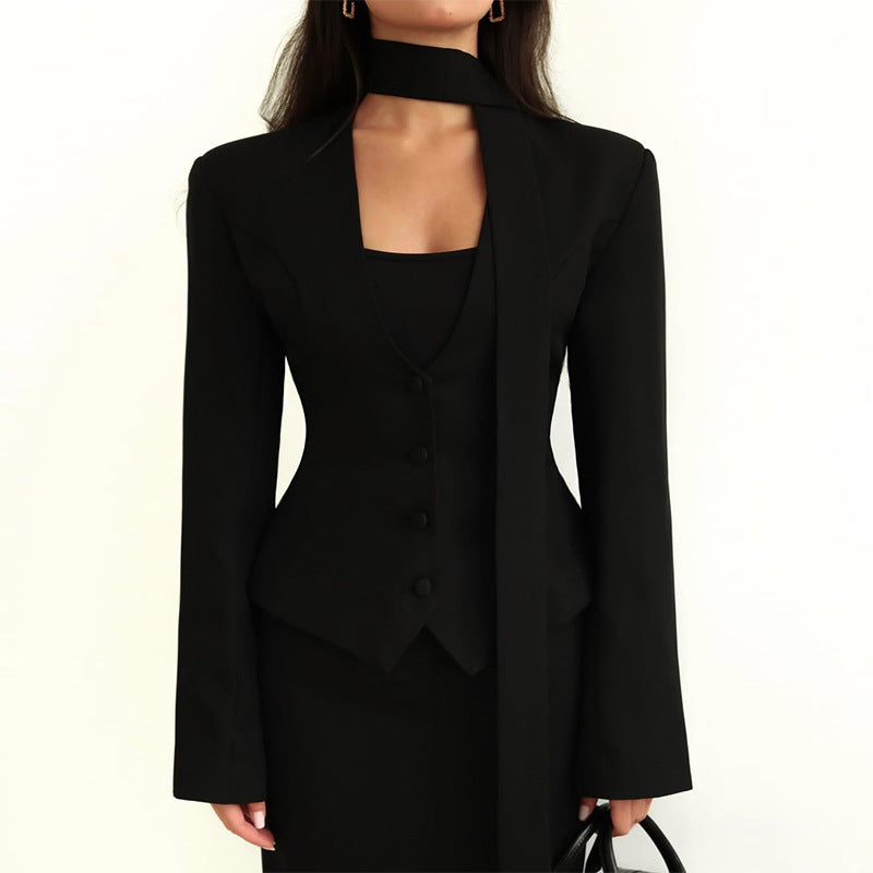 Damen Blazer mit hochgeschlossenem Kragen und voluminösen Ärmeln Stilzeits
