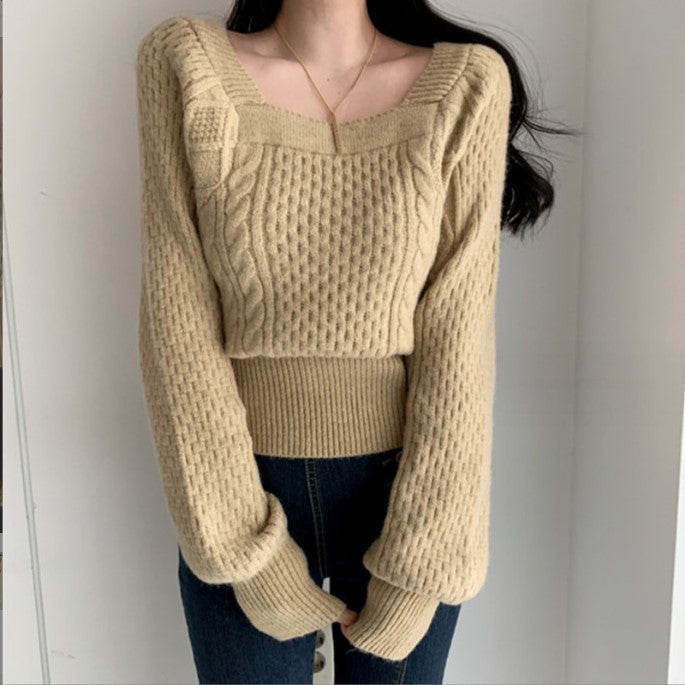 Damen Grobstrickpullover mit modernen Zopfdetails und quadratischem Ausschnitt Stilzeits