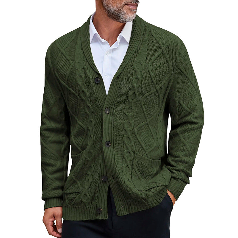 Herren Grobstrickjacke mit elegantem Zopfmuster und praktischen Taschen Stilzeits