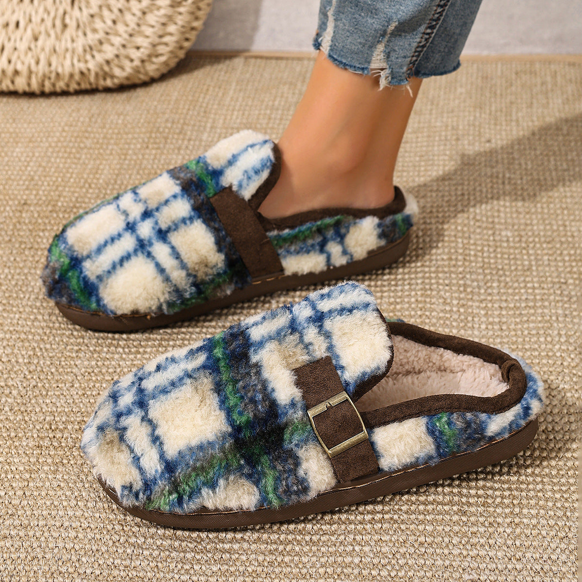 Damen Warme Hausschuhe mit Karomuster und bequemer Sohle Stilzeits