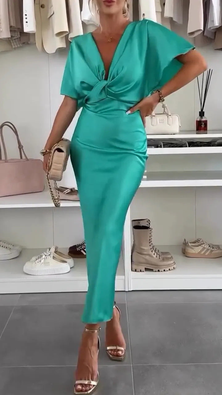 Damen Knielanges Satin-Kleid mit Kreuz-Design Stilzeits