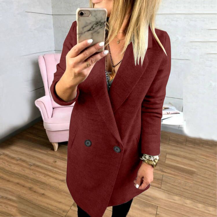 Damen Überlanger, taillierter Mantel mit elegantem Revers und praktischen Taschen Stilzeits