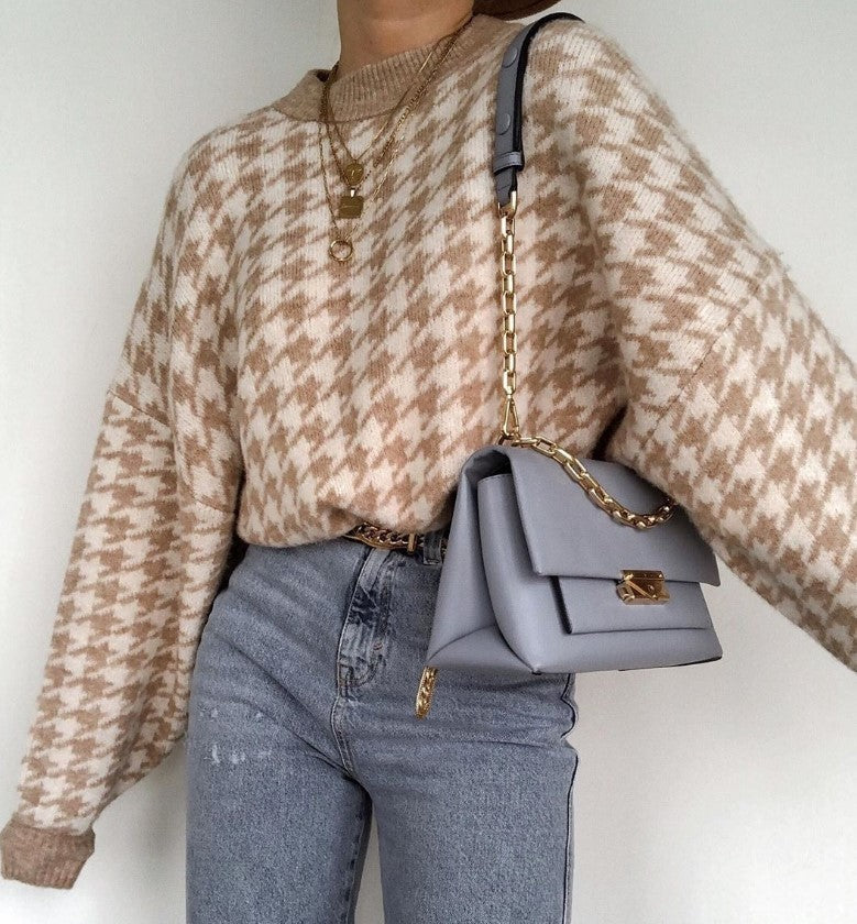 Damen Grobstrickpullover mit modernem Hahnentrittmuster und lässigem Schnitt Stilzeits