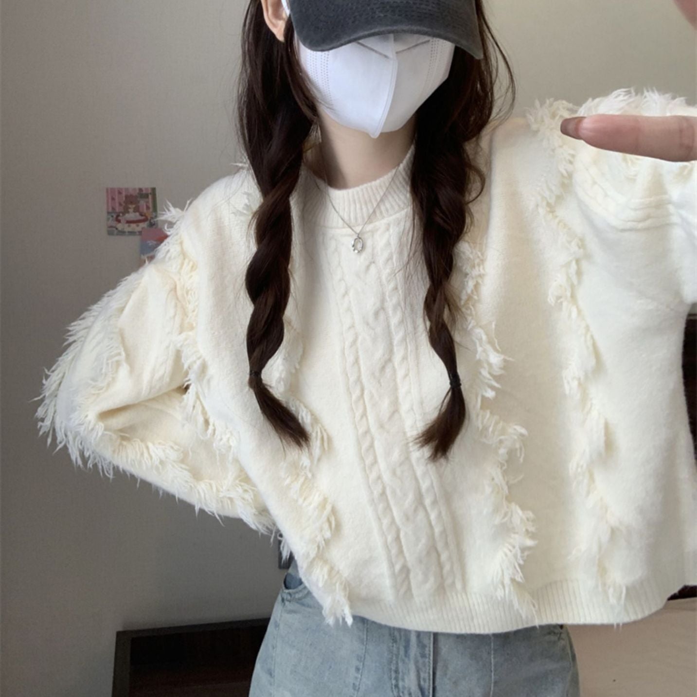 Damen Grobstrickpullover mit fransigen Details und lässigem Schnitt Stilzeits