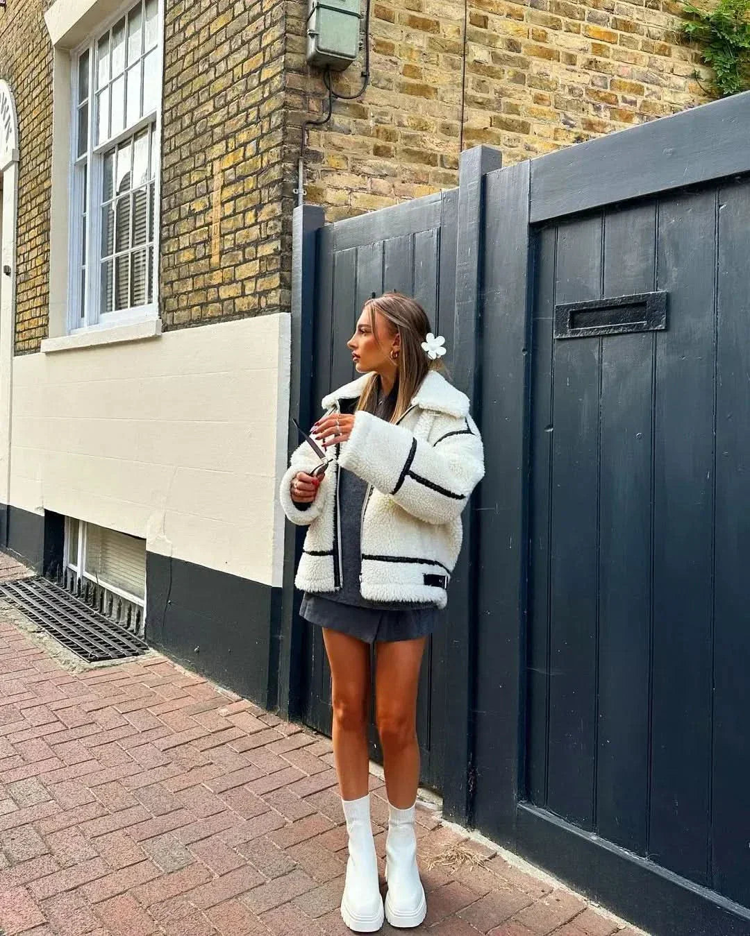 Stilzeits | Klassisch mit Stehkragen für Frauen