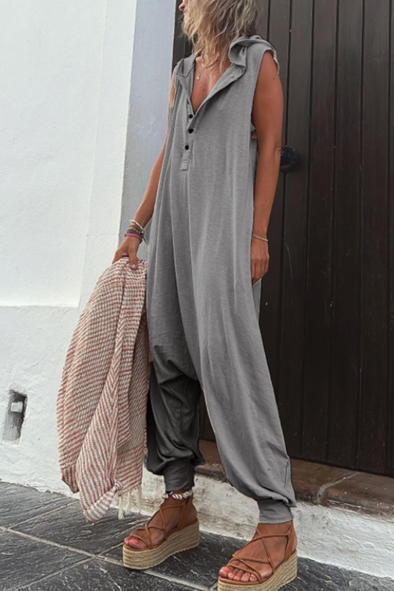 Damen Ärmelloser Boho-Jumpsuit mit Knopfleiste