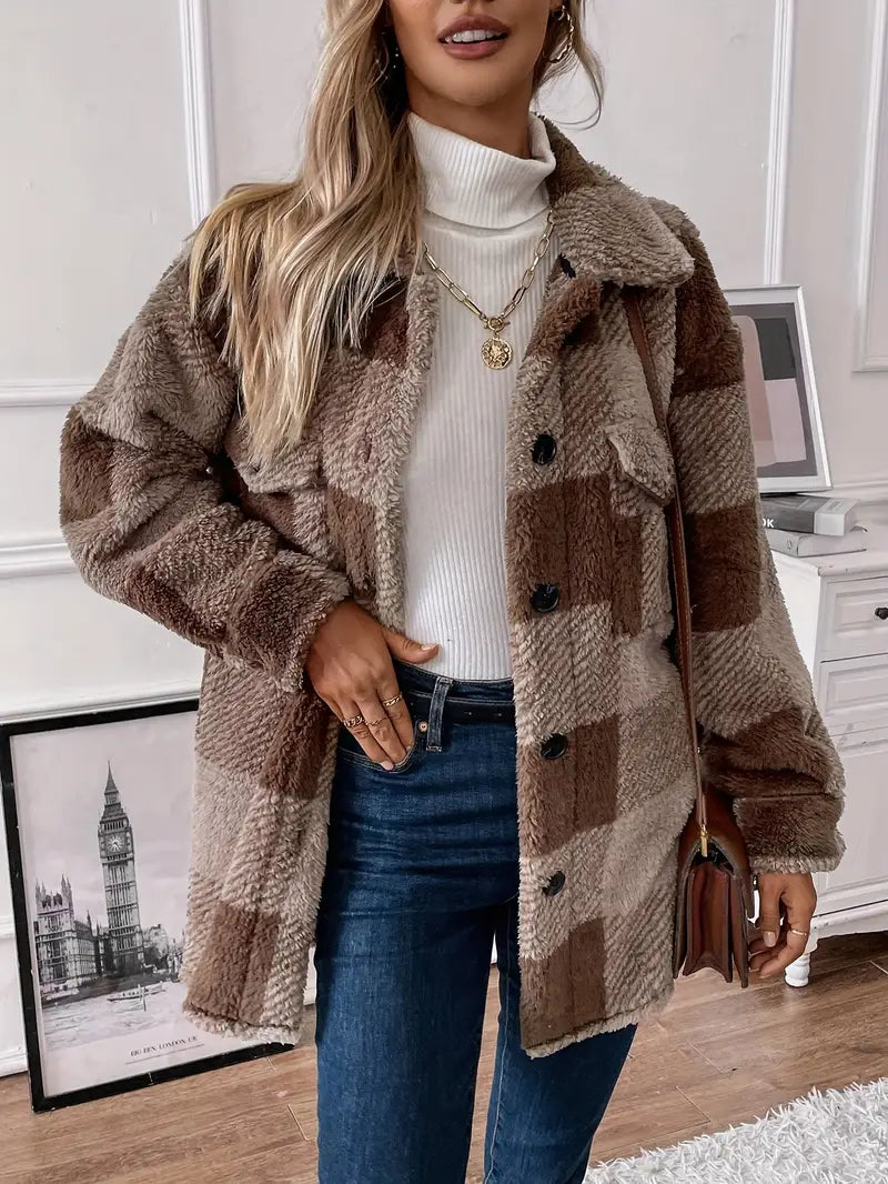 Stilzeits | Weicher Mantel mit Kariertem Muster und Knopfschluss Vorne