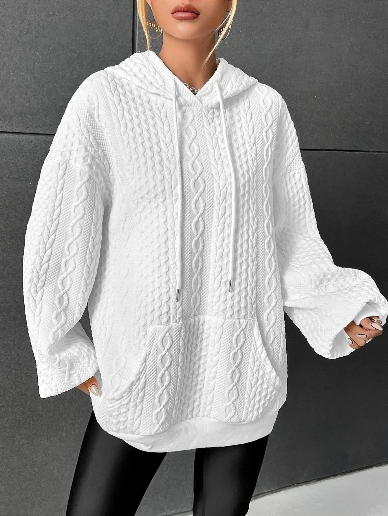Stylischer Kapuzenpullover von Fudus