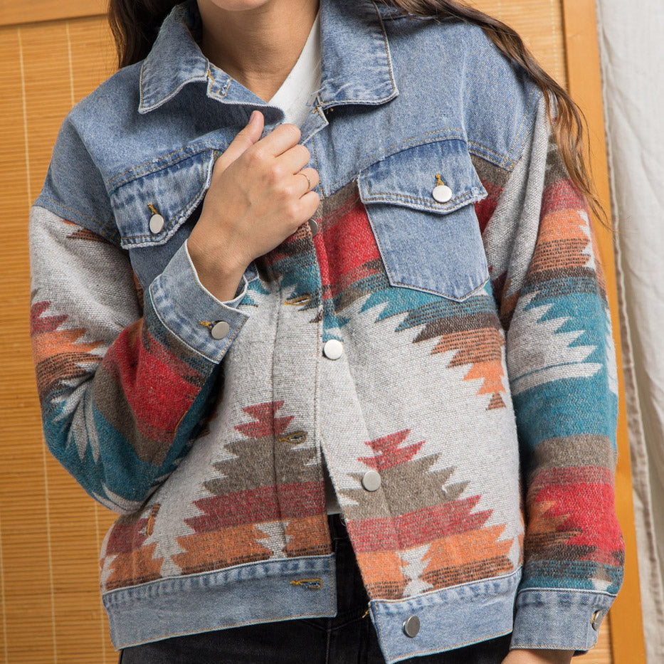 Stilzeits | Western-inspirierte Denimjacke Einzigartig und Stilvoll Boho-look