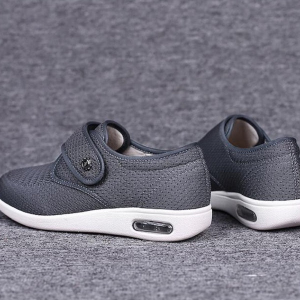 Weite, diabetikergeeignete Schuhe in Übergrößen für geschwollene Füße – Schluss mit Schmerzen