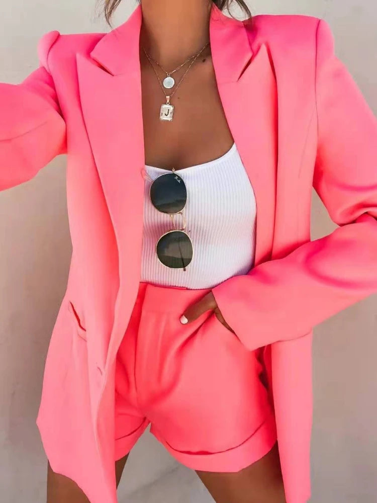 Stilvolles Zweiteiler-Ensemble