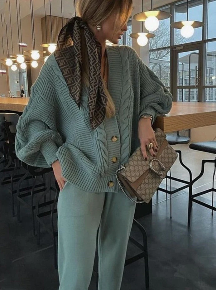 Stilzeits | Wollmix Damen Strickkleidung Satz mit Übergröße Cardigan