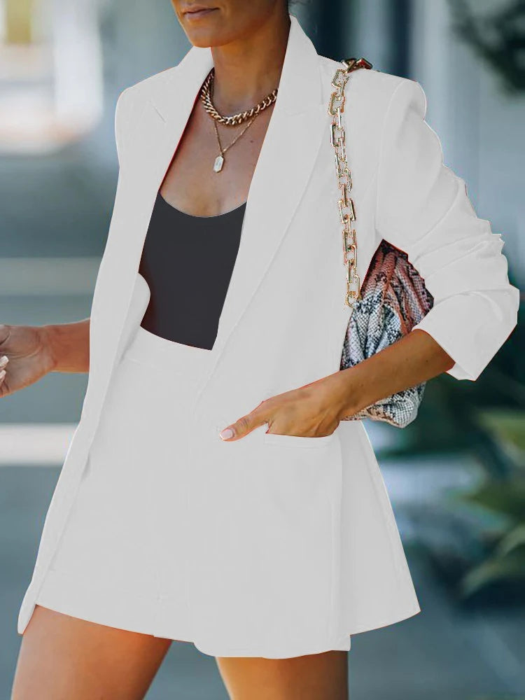 Stilvolles Zweiteiler-Ensemble