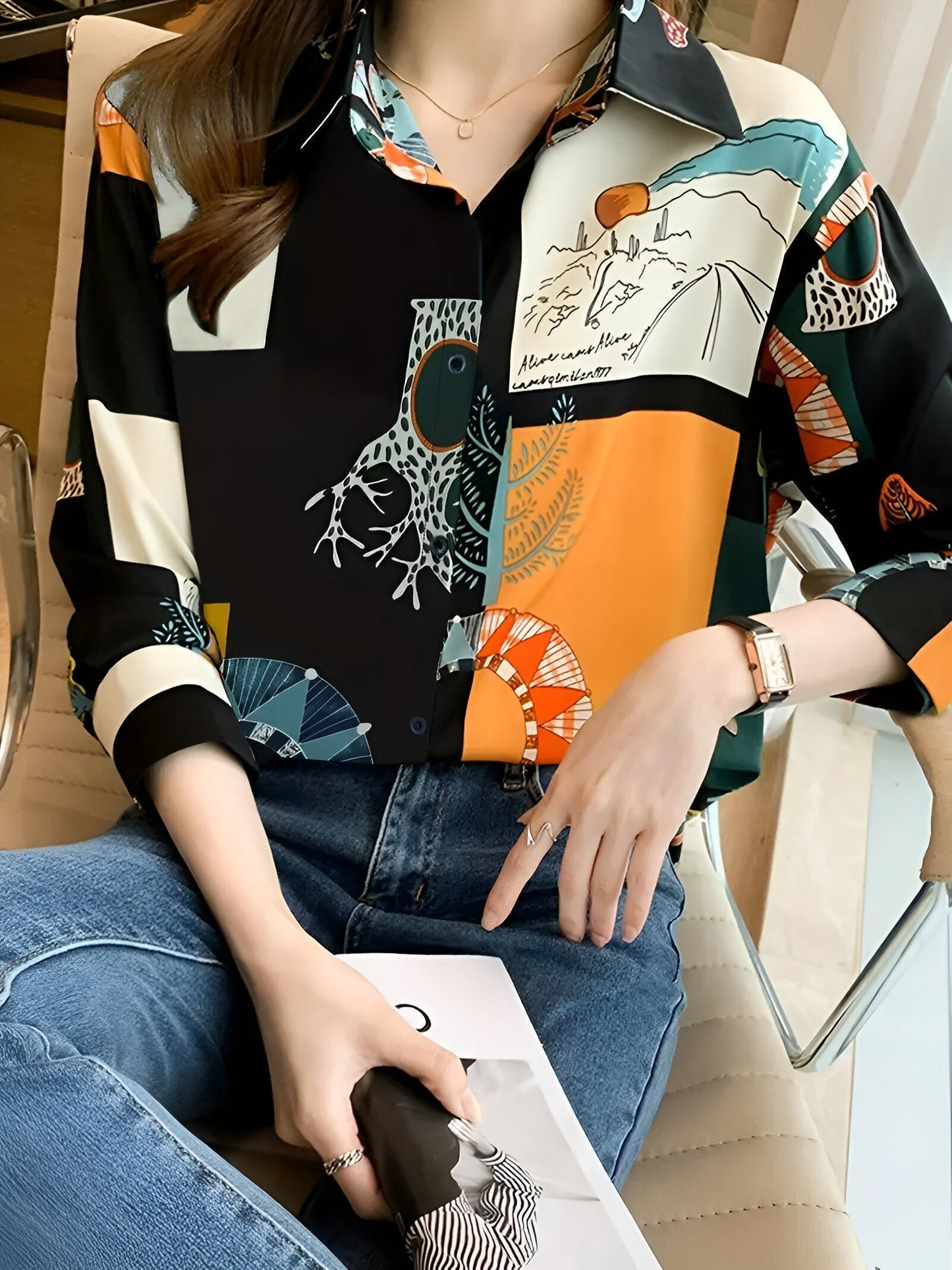 Weinlese-inspirierte Bluse von Fudus mit Druck